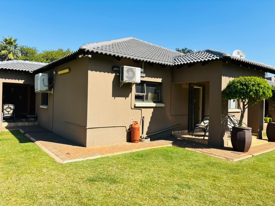 4 Bedroom Property for Sale in Impala Park Limpopo