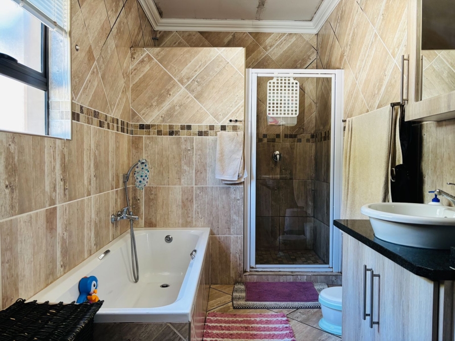 4 Bedroom Property for Sale in Impala Park Limpopo