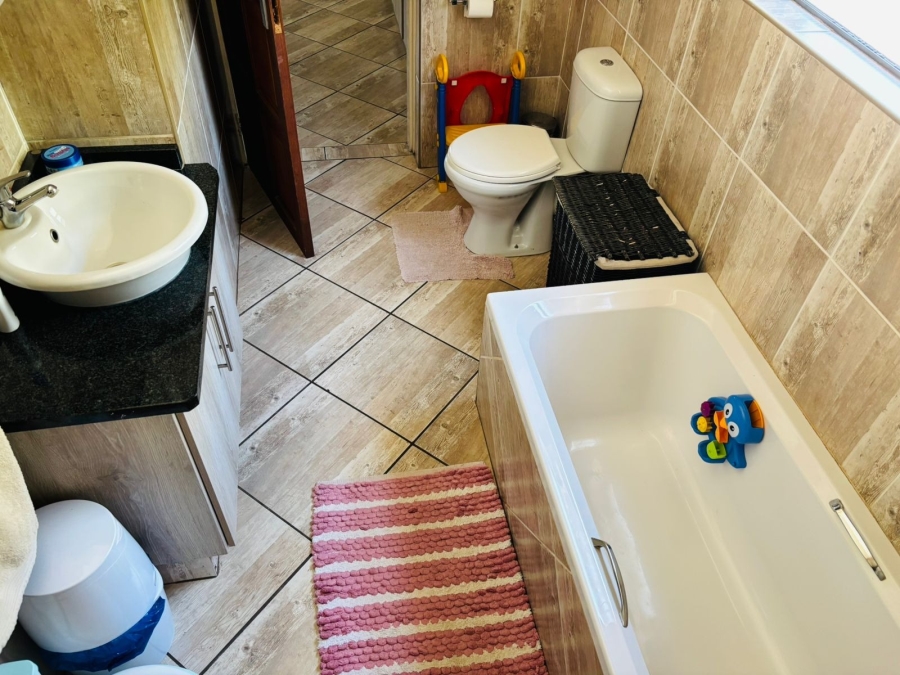 4 Bedroom Property for Sale in Impala Park Limpopo
