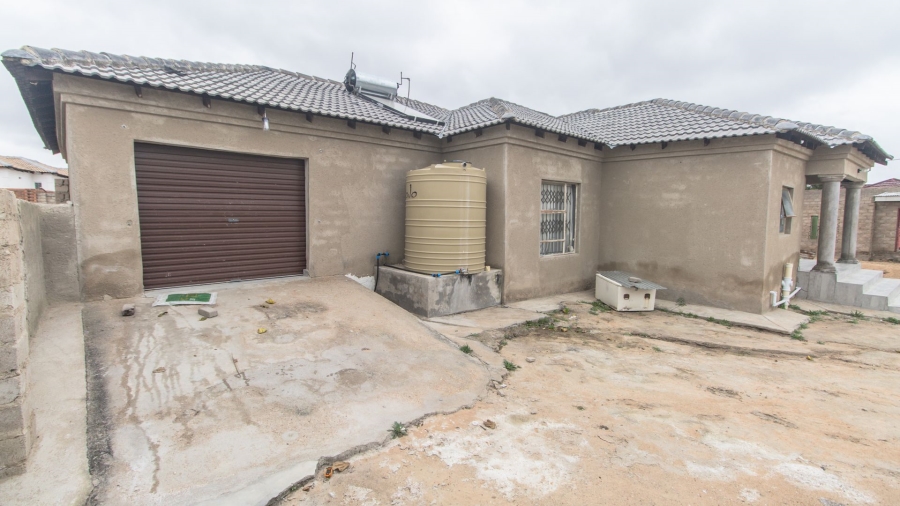 3 Bedroom Property for Sale in Moletji Limpopo