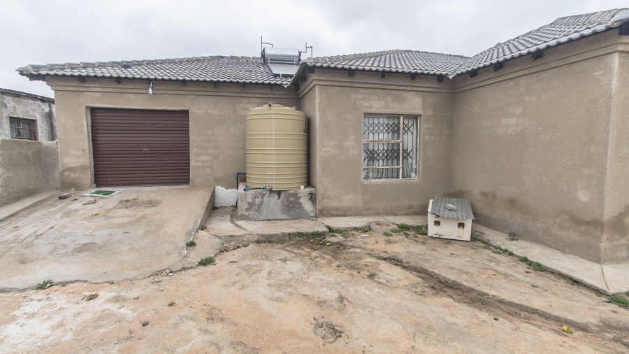 3 Bedroom Property for Sale in Moletji Limpopo