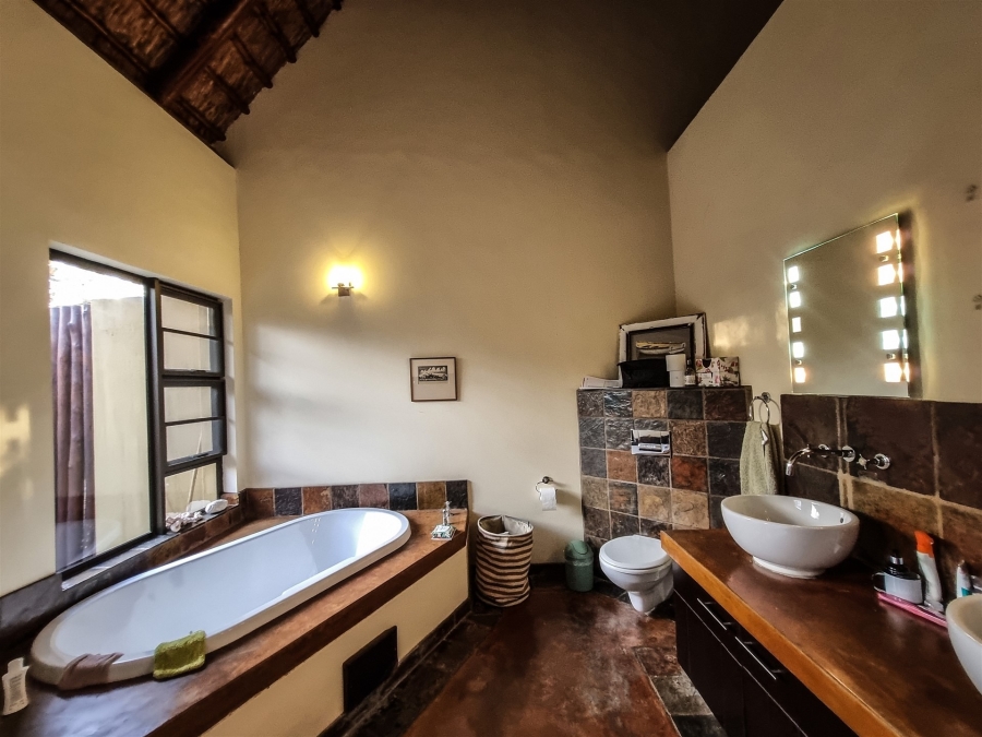 4 Bedroom Property for Sale in Raptors View Wildlife Estate Limpopo