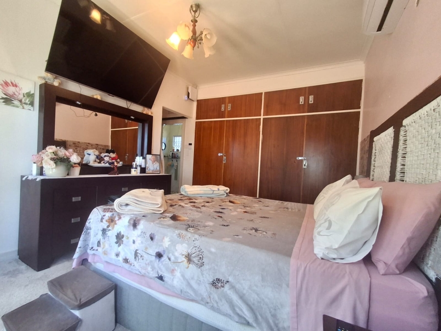4 Bedroom Property for Sale in Myngenoegen A H Limpopo