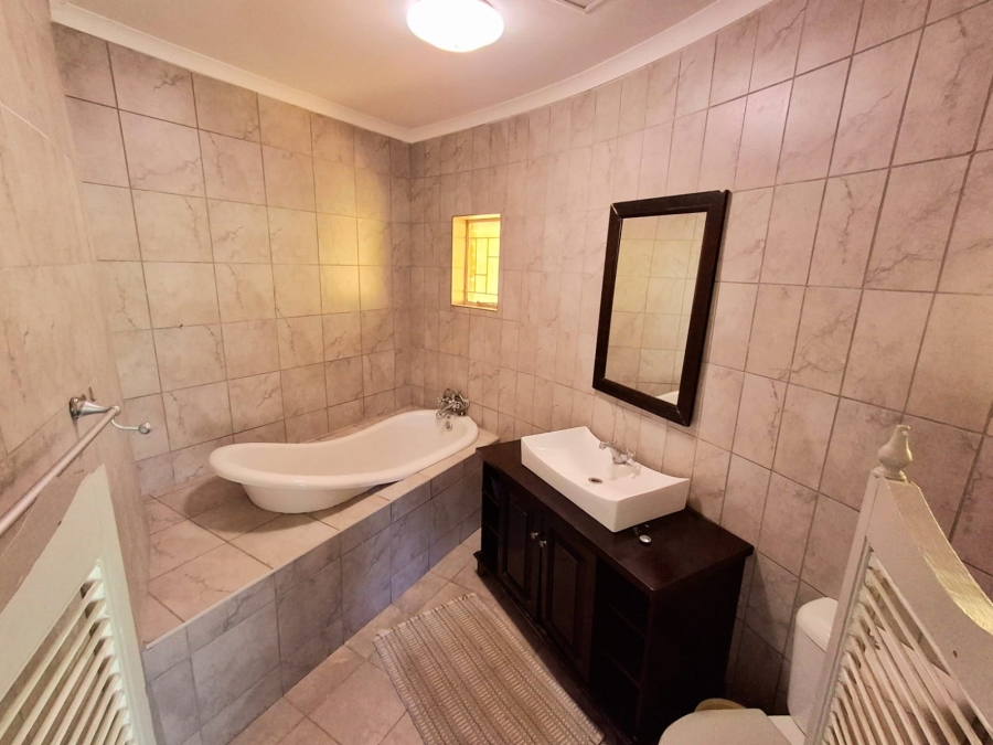 2 Bedroom Property for Sale in Myngenoegen A H Limpopo