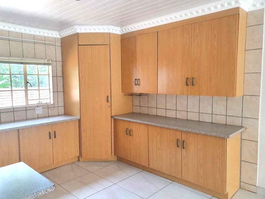 To Let 3 Bedroom Property for Rent in Modimolle Limpopo