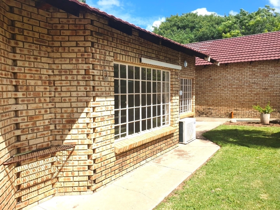 To Let 3 Bedroom Property for Rent in Modimolle Limpopo