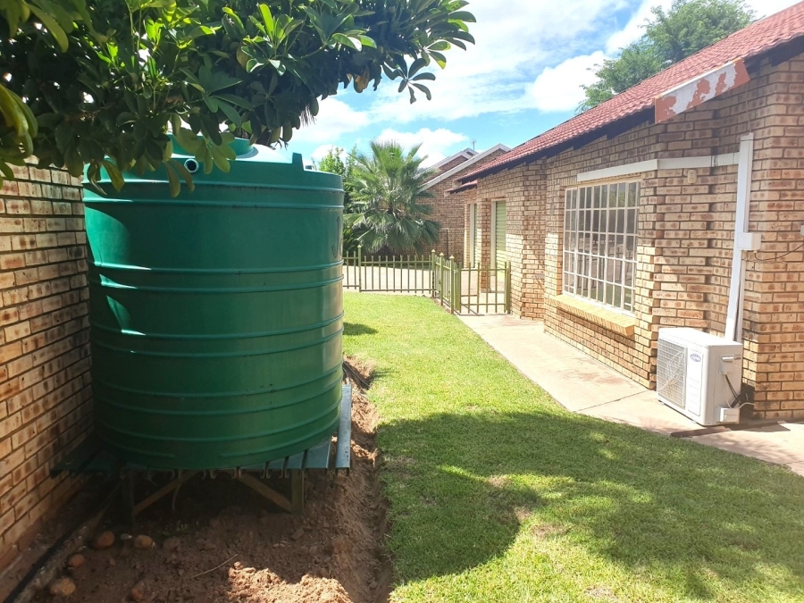 To Let 3 Bedroom Property for Rent in Modimolle Limpopo