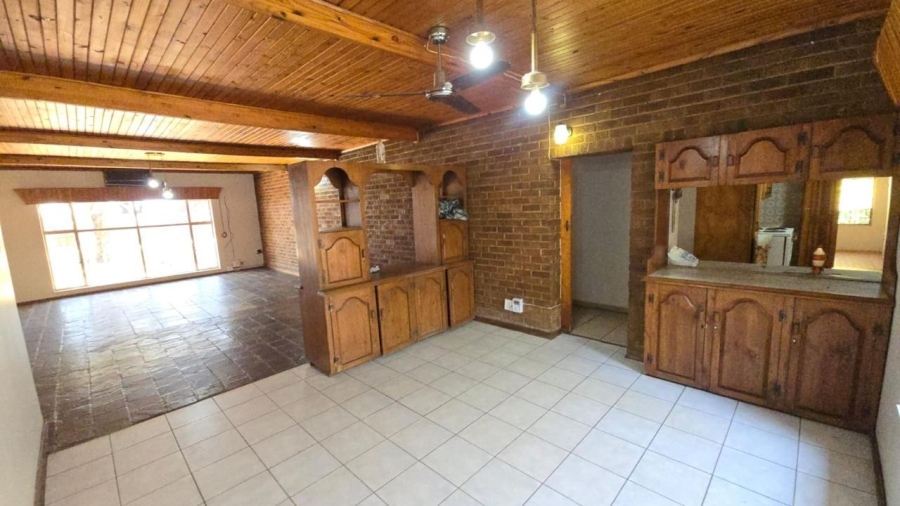 7 Bedroom Property for Sale in Bela Bela Limpopo