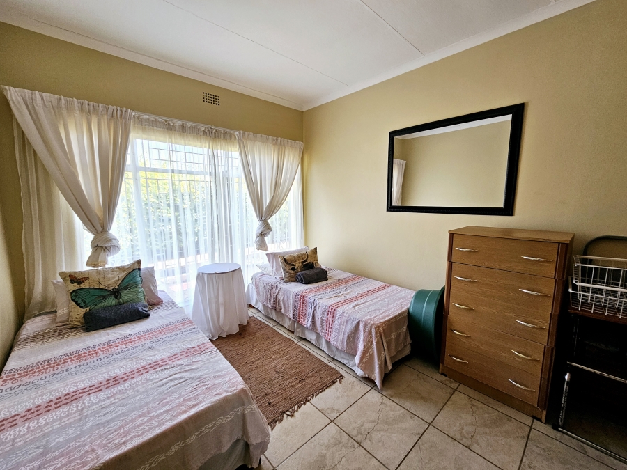 6 Bedroom Property for Sale in Louis Trichardt Limpopo