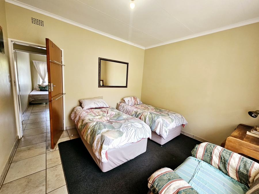 6 Bedroom Property for Sale in Louis Trichardt Limpopo