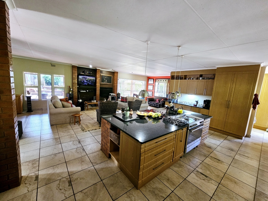 6 Bedroom Property for Sale in Louis Trichardt Limpopo