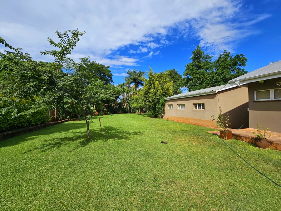 6 Bedroom Property for Sale in Louis Trichardt Limpopo