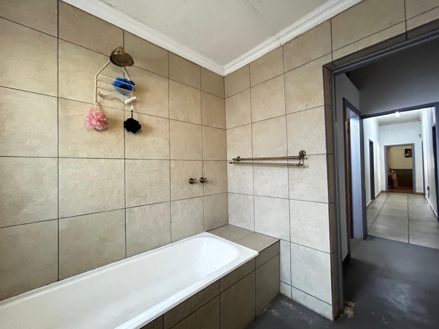 4 Bedroom Property for Sale in Mokopane Central Limpopo