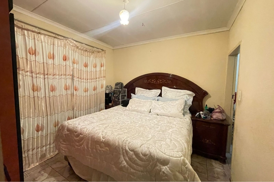 3 Bedroom Property for Sale in Madiba Park Limpopo