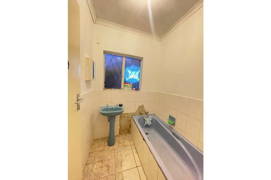 3 Bedroom Property for Sale in Madiba Park Limpopo