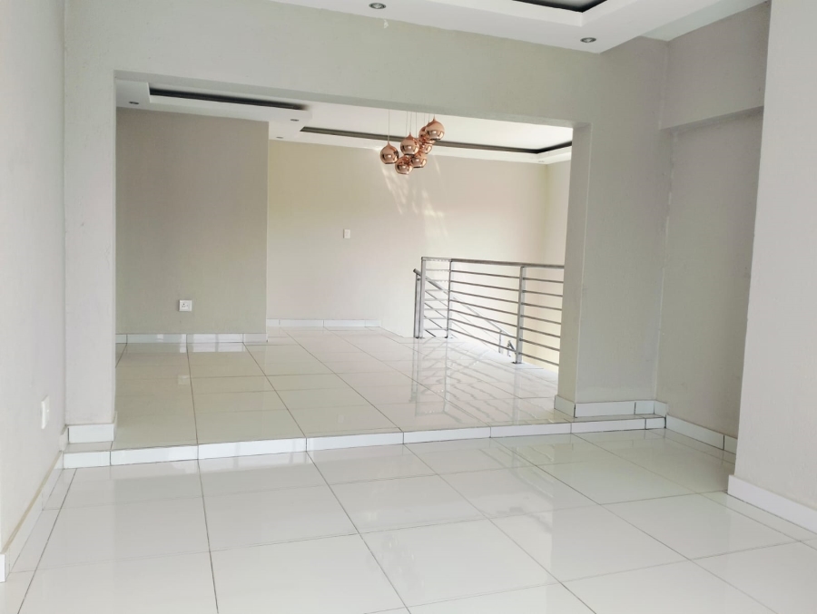 5 Bedroom Property for Sale in Riverside Estate Limpopo