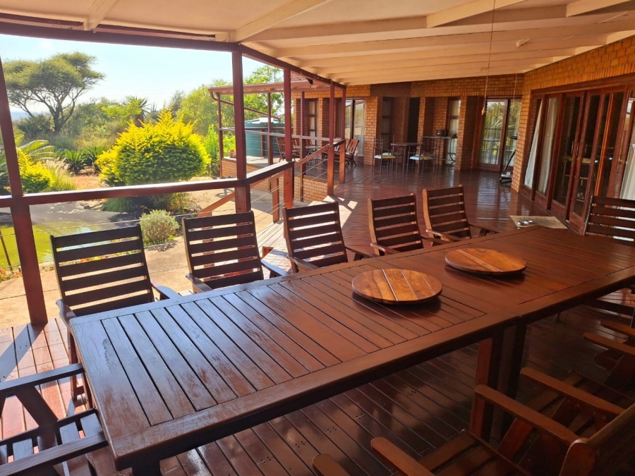 7 Bedroom Property for Sale in Myngenoegen A H Limpopo