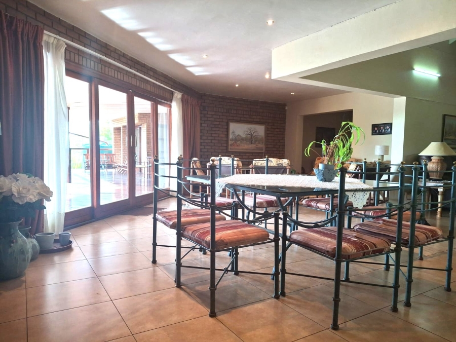 7 Bedroom Property for Sale in Myngenoegen A H Limpopo
