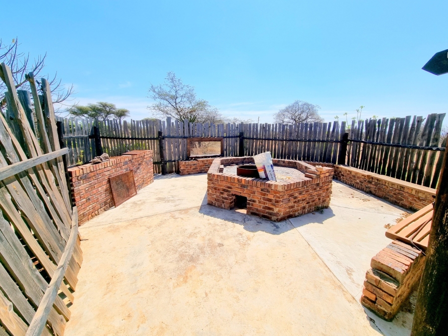 7 Bedroom Property for Sale in Myngenoegen A H Limpopo