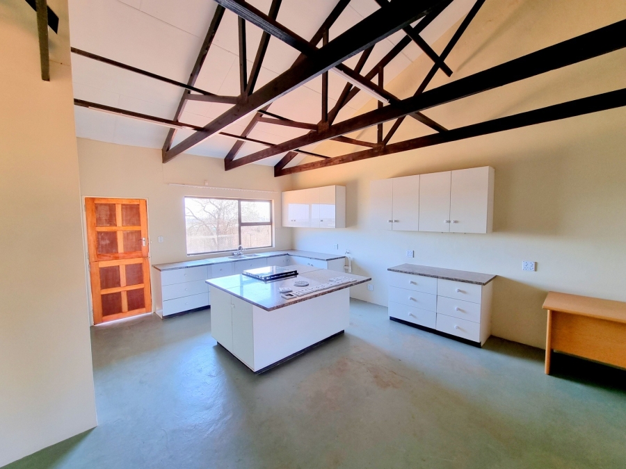 8 Bedroom Property for Sale in Myngenoegen A H Limpopo