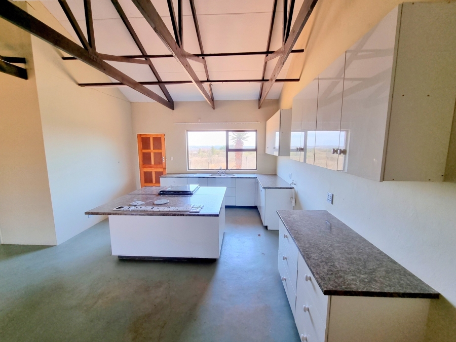 8 Bedroom Property for Sale in Myngenoegen A H Limpopo