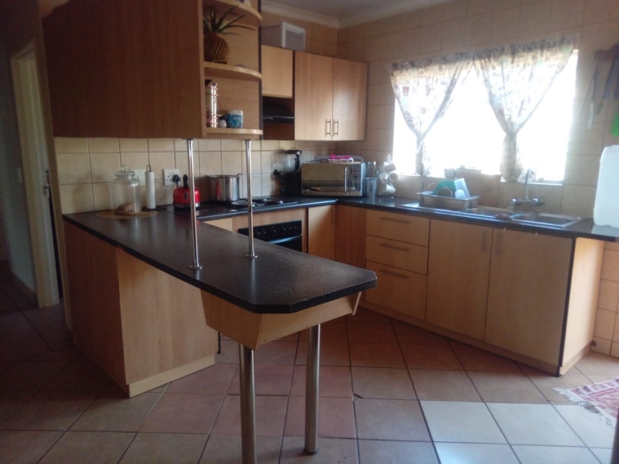 To Let 3 Bedroom Property for Rent in Northam Limpopo