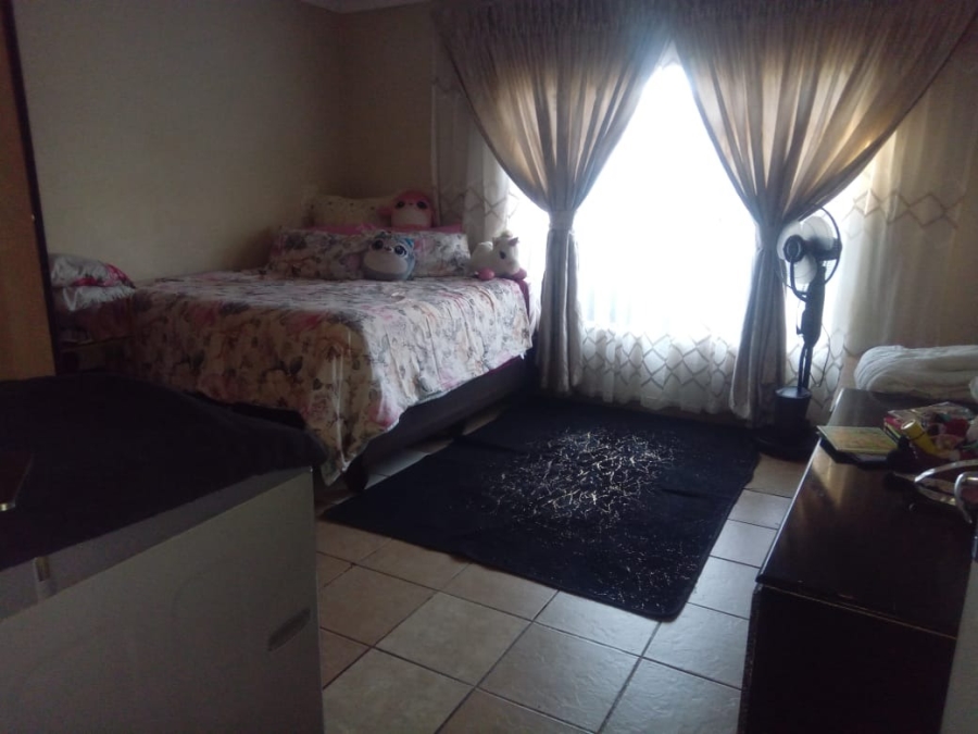 To Let 3 Bedroom Property for Rent in Northam Limpopo