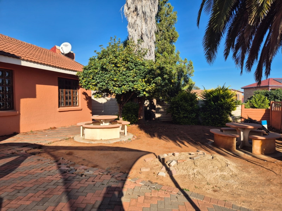 3 Bedroom Property for Sale in Flora Park Limpopo