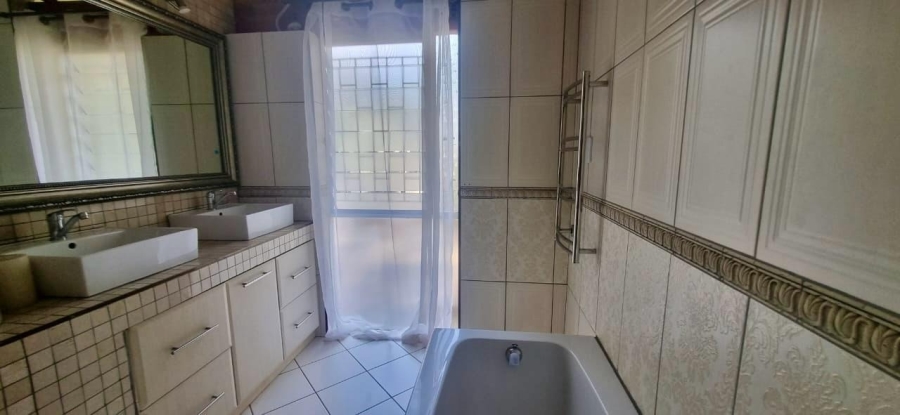 4 Bedroom Property for Sale in Eduan Park Limpopo