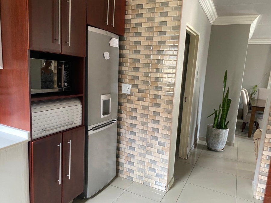 3 Bedroom Property for Sale in Rethabile Gardens Limpopo
