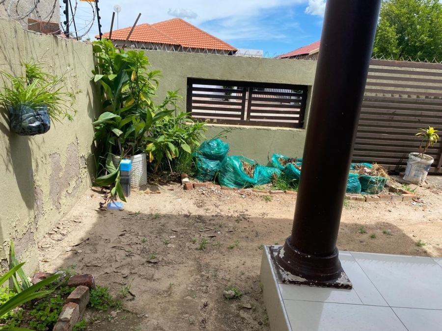 3 Bedroom Property for Sale in Rethabile Gardens Limpopo