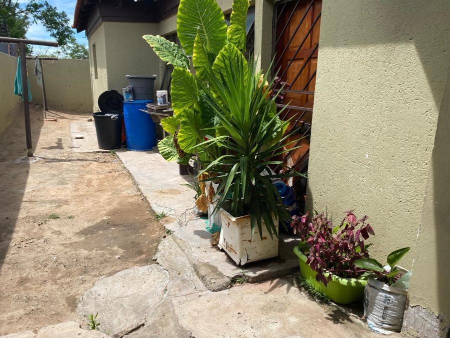 3 Bedroom Property for Sale in Rethabile Gardens Limpopo
