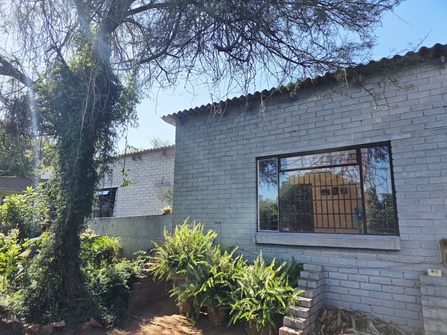 3 Bedroom Property for Sale in Maribashoek AH Limpopo