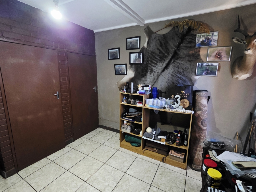 3 Bedroom Property for Sale in Maribashoek AH Limpopo