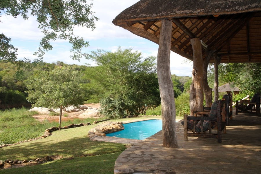 8 Bedroom Property for Sale in Hoedspruit Limpopo