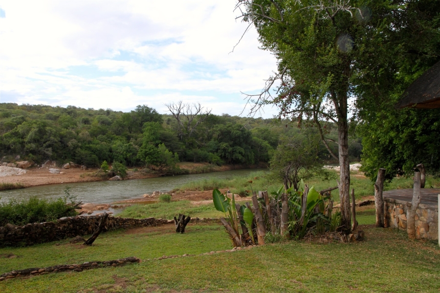 8 Bedroom Property for Sale in Hoedspruit Limpopo