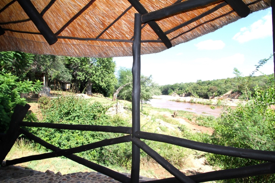 8 Bedroom Property for Sale in Hoedspruit Limpopo