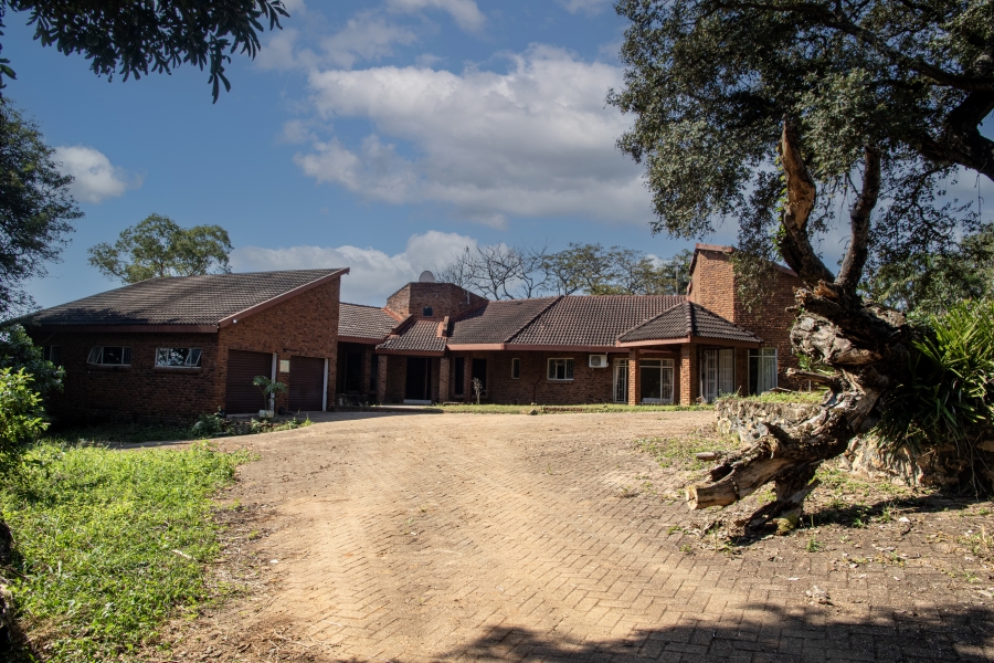 5 Bedroom Property for Sale in Broederstroomdrift Limpopo