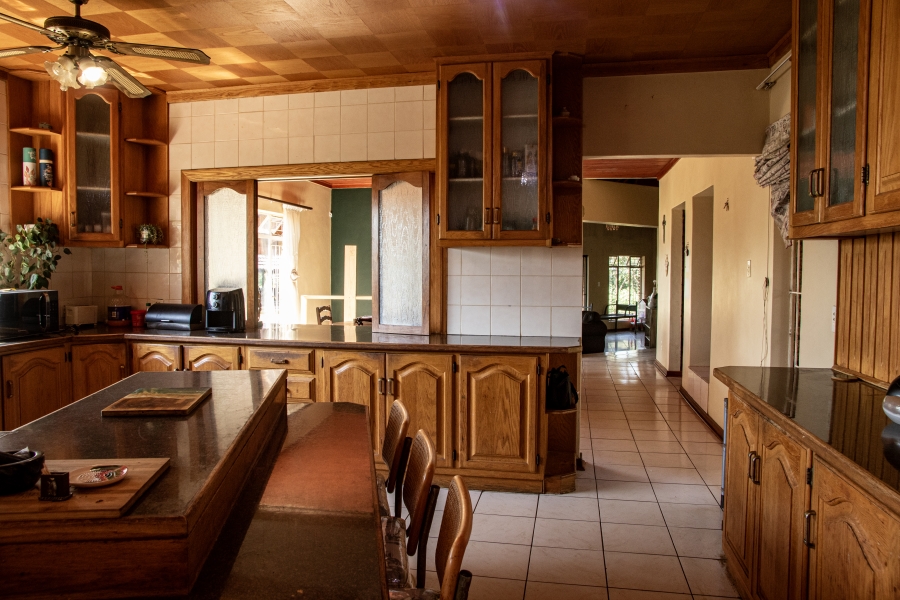 5 Bedroom Property for Sale in Broederstroomdrift Limpopo