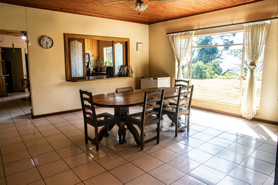 5 Bedroom Property for Sale in Broederstroomdrift Limpopo
