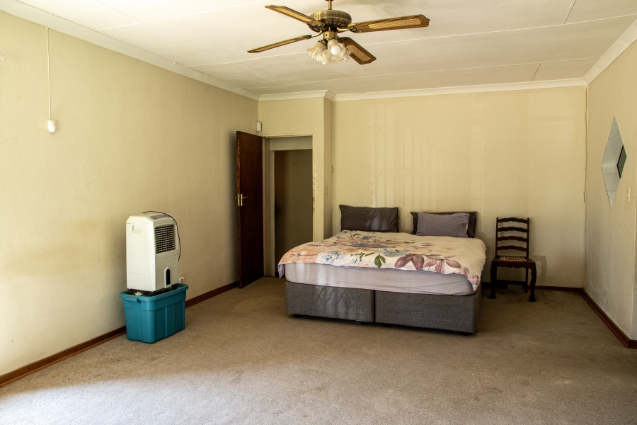 5 Bedroom Property for Sale in Broederstroomdrift Limpopo