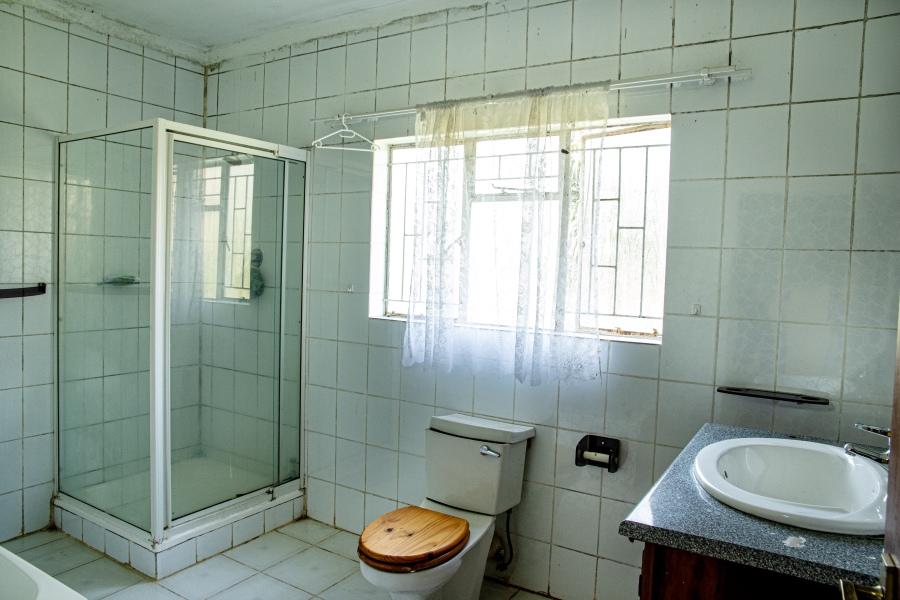 5 Bedroom Property for Sale in Broederstroomdrift Limpopo