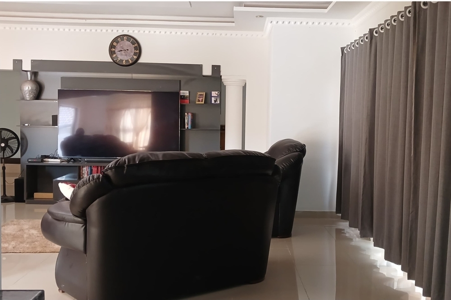 4 Bedroom Property for Sale in Kampersrus Limpopo