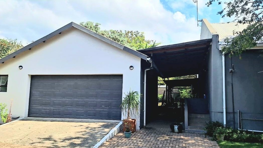 3 Bedroom Property for Sale in Kampersrus Limpopo