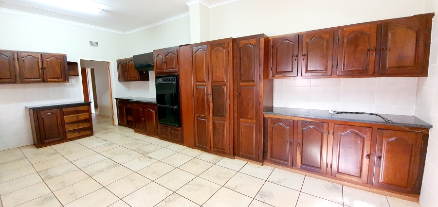To Let 4 Bedroom Property for Rent in Louis Trichardt Limpopo