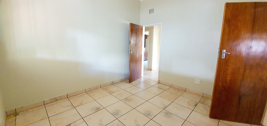 To Let 4 Bedroom Property for Rent in Louis Trichardt Limpopo