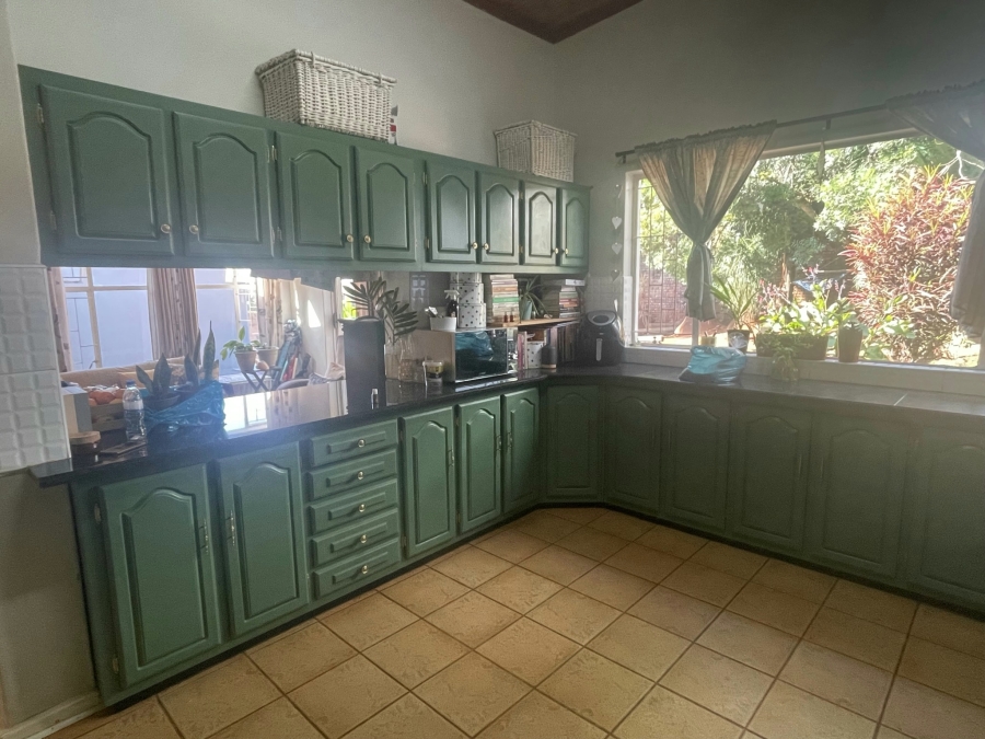 5 Bedroom Property for Sale in Louis Trichardt Limpopo