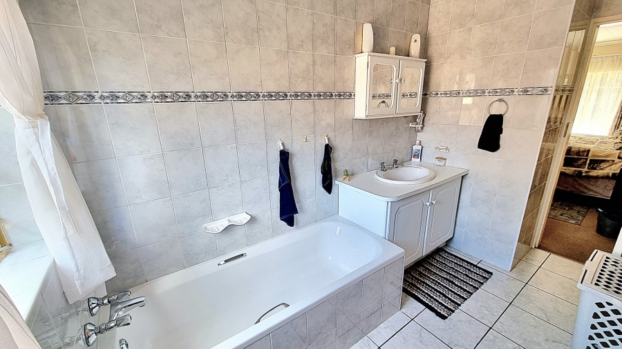 3 Bedroom Property for Sale in Modimolle Limpopo