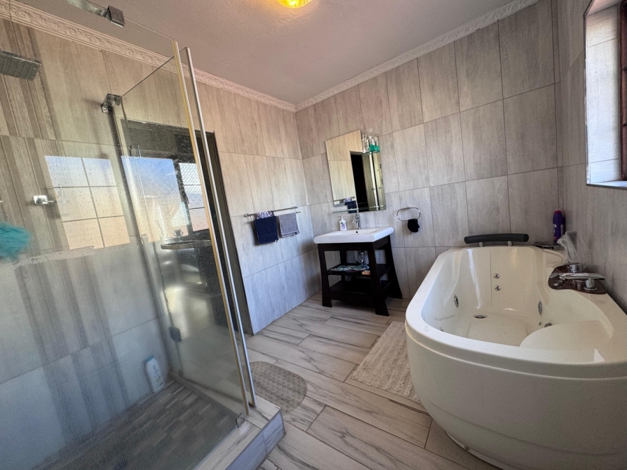 4 Bedroom Property for Sale in Serala View Limpopo