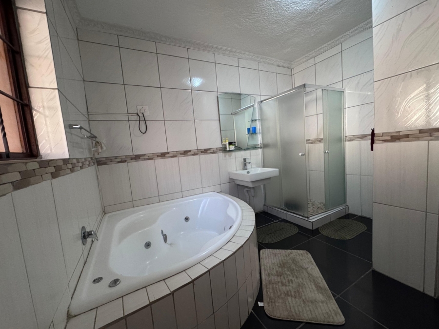 4 Bedroom Property for Sale in Serala View Limpopo